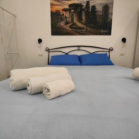 Apartamento La Residenza Del Marchese Castellammare di Stabia Exterior foto
